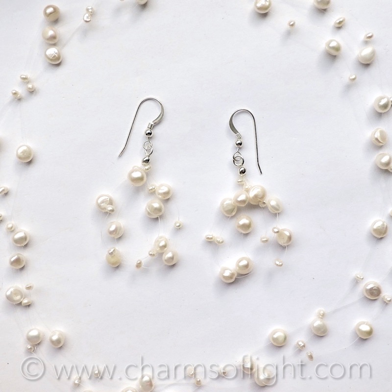 Floating Pearls Earrings